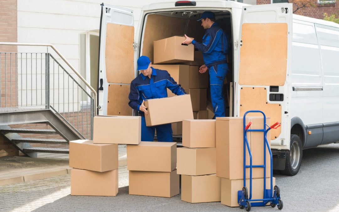 How to Choose the Best Removal Company in Bristol Image of Van on removal day